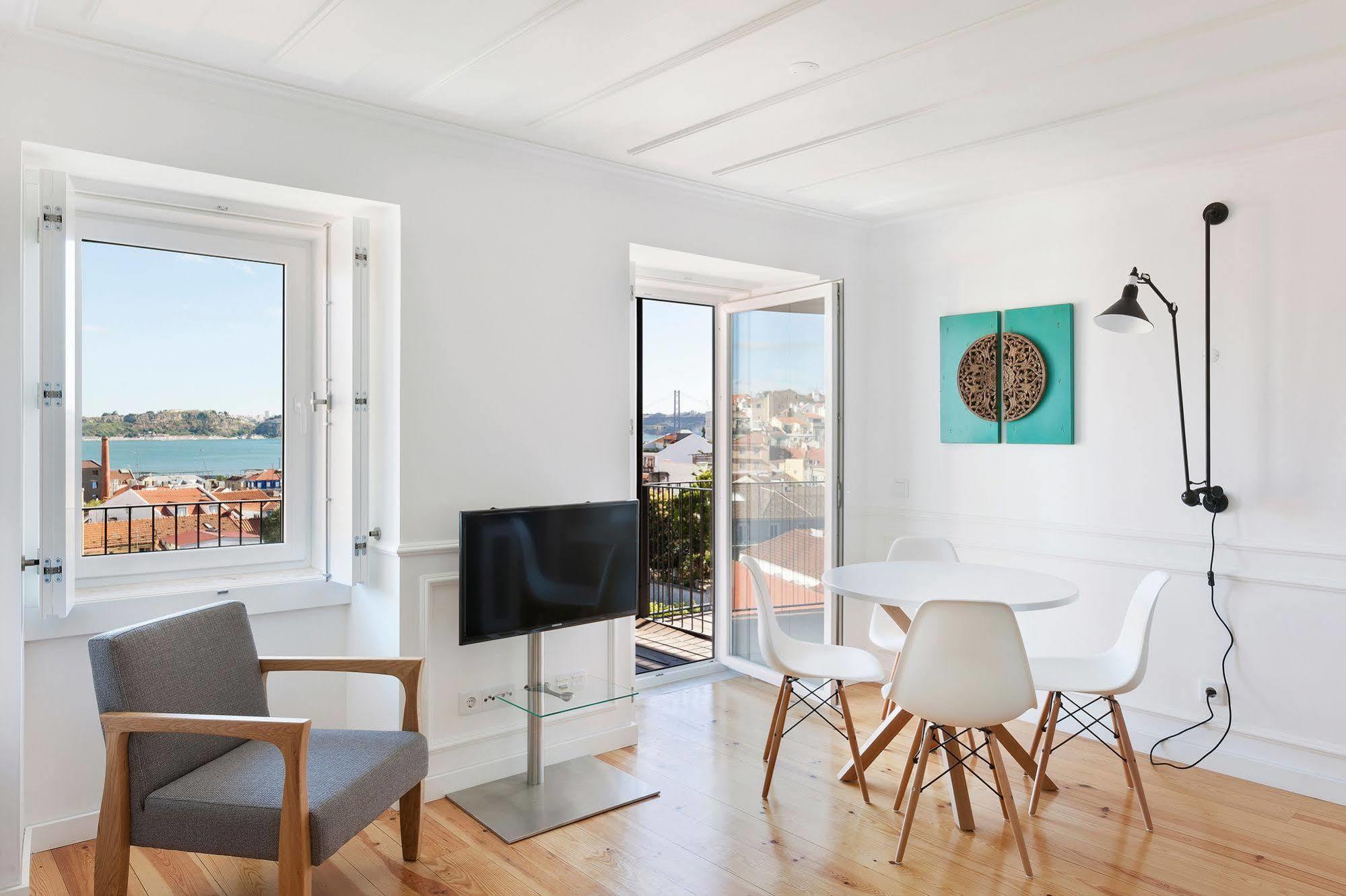 Hello Lisbon Sao Bento Boutique Apartments Eksteriør billede