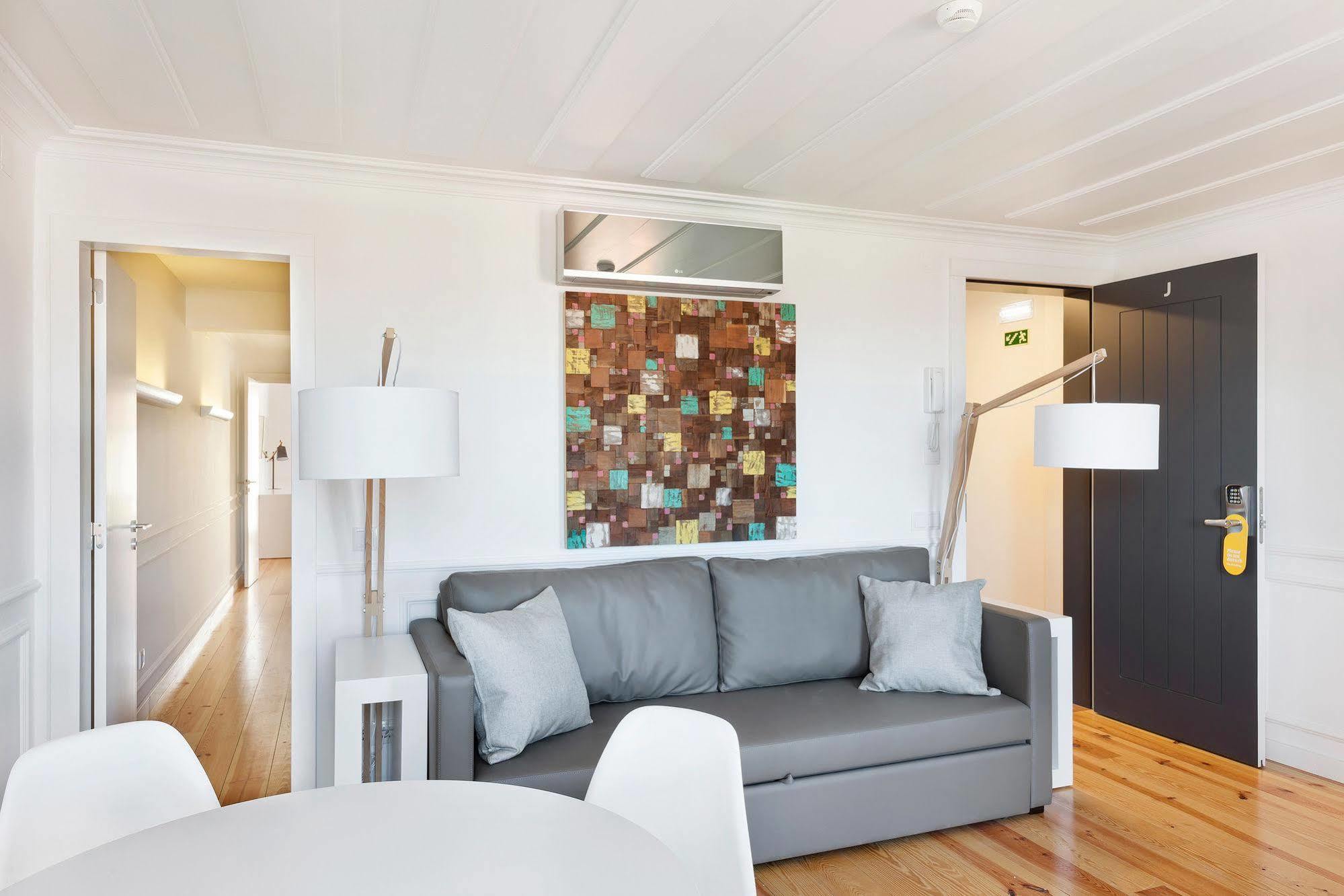 Hello Lisbon Sao Bento Boutique Apartments Eksteriør billede