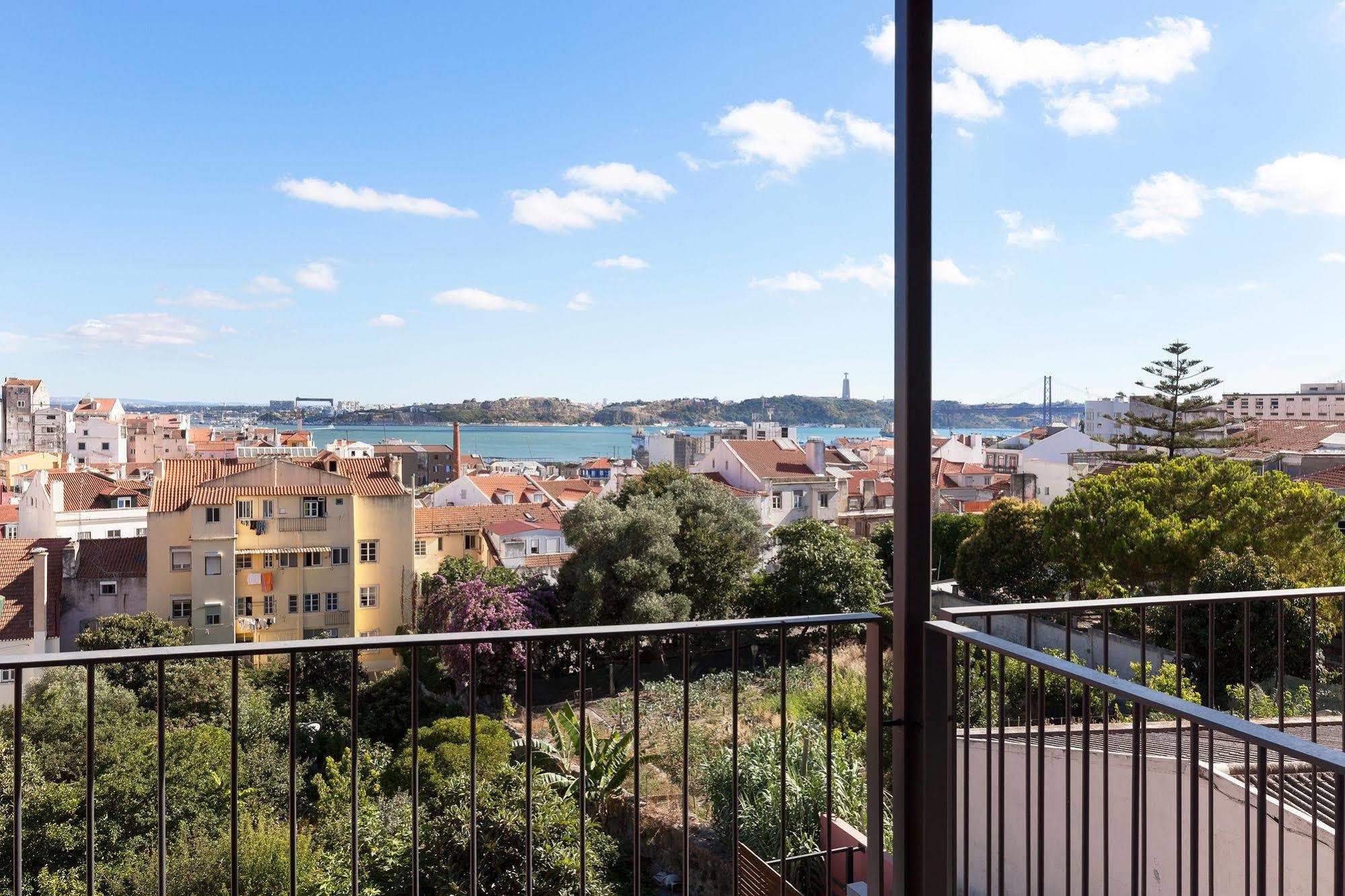 Hello Lisbon Sao Bento Boutique Apartments Eksteriør billede
